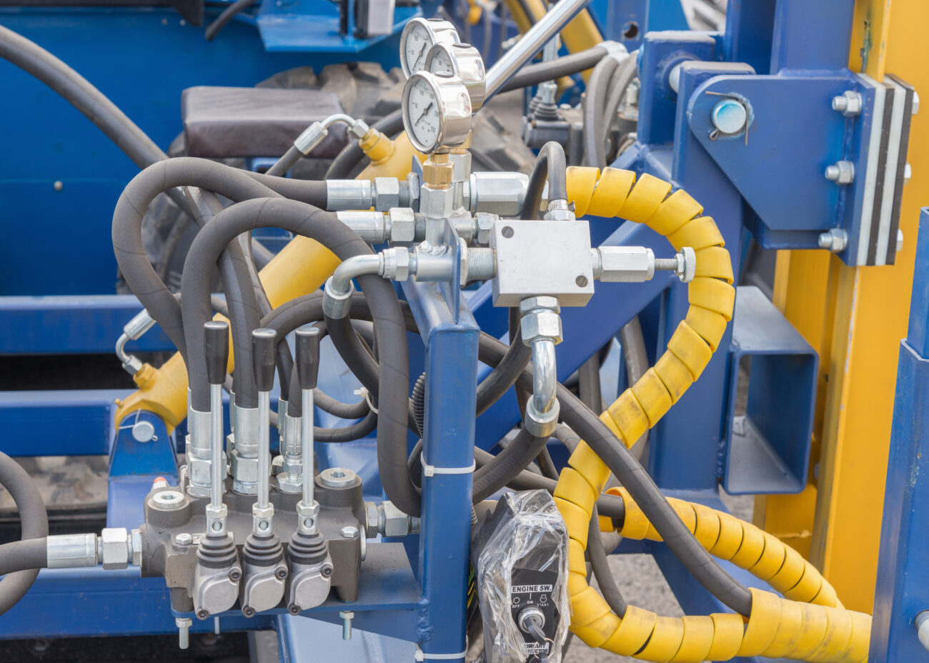 เลือกสายHydraulic Hose กับ Industrial Hose แบบไหนเหมาะกับโรงงาน