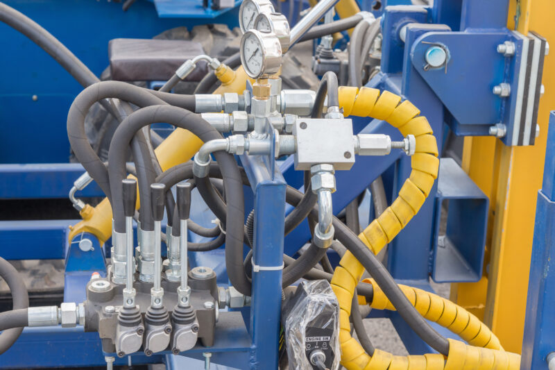 เลือกสายHydraulic Hose กับ Industrial Hose แบบไหนเหมาะกับโรงงาน